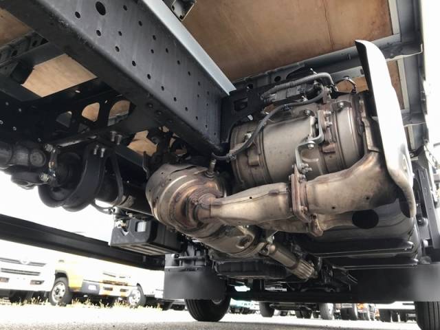 トヨタトヨエース平ボディ小型（2t・3t）[写真25]