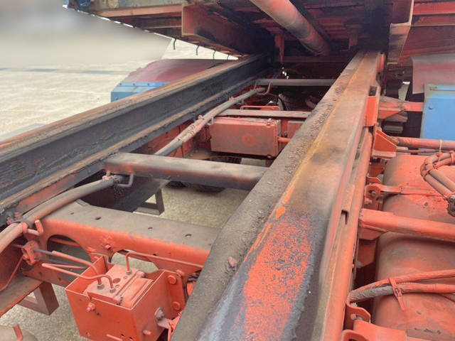 UDトラックスコンドルセーフティクレーン4段増トン（6t・8t）[写真17]