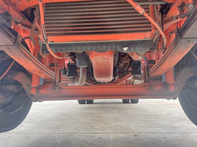 UDトラックスコンドルセーフティクレーン4段増トン（6t・8t）[写真20]