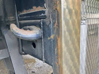 日野プロフィア平ボディ大型（10t）[写真14]