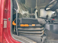 日野プロフィア平ボディ大型（10t）[写真30]