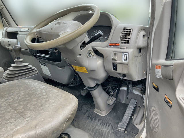 日野デュトロクレーン4段小型（2t・3t）[写真32]