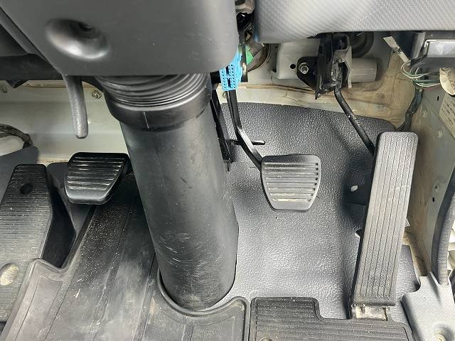 いすゞフォワードダンプ中型（4t）[写真15]