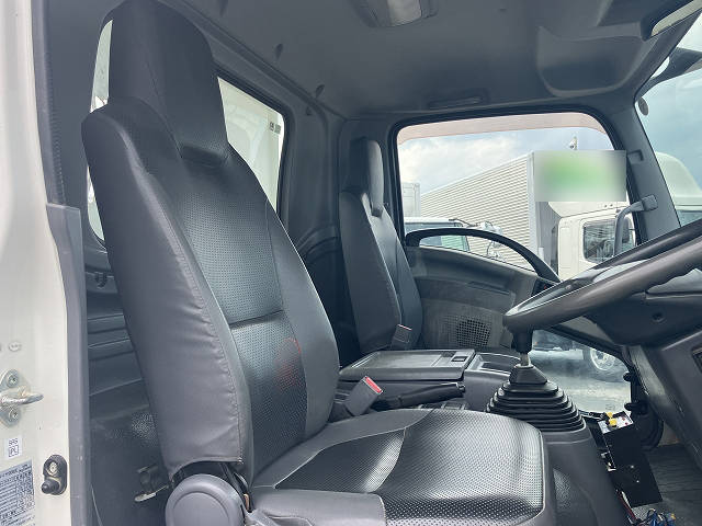 いすゞフォワードダンプ中型（4t）[写真17]