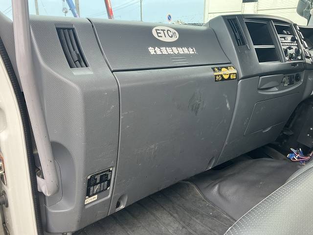 いすゞフォワードダンプ中型（4t）[写真21]