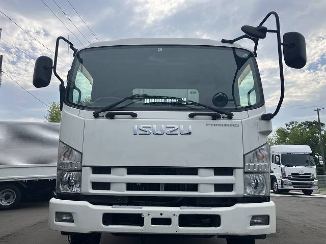 いすゞフォワードダンプ中型（4t）[写真03]