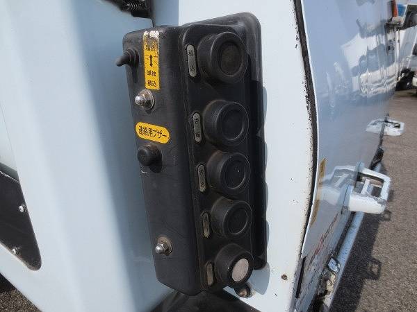 三菱ふそうキャンターパッカー車（塵芥車）小型（2t・3t）[写真13]