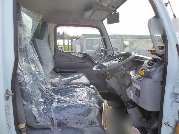 三菱ふそうキャンターパッカー車（塵芥車）小型（2t・3t）[写真16]