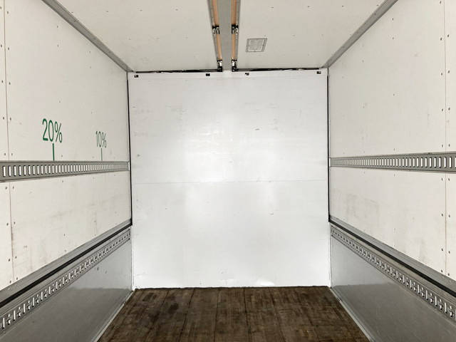 UDトラックスクオンアルミウイング大型（10t）[写真12]