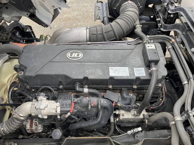 UDトラックスクオンアルミウイング大型（10t）[写真23]