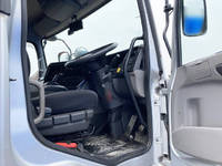 UDトラックスクオンアルミウイング大型（10t）[写真32]