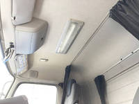 UDトラックスクオンアルミウイング大型（10t）[写真33]