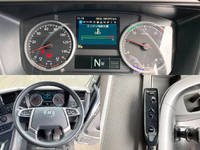 UDトラックスクオンアルミウイング大型（10t）[写真35]