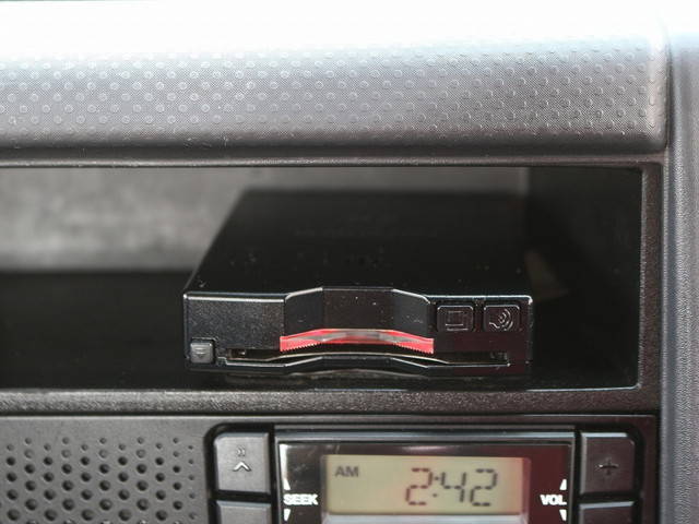 いすゞエルフ平ボディ小型（2t・3t）[写真27]