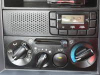 いすゞエルフ平ボディ小型（2t・3t）[写真28]