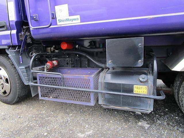 三菱ふそうキャンターパッカー車（塵芥車）小型（2t・3t）[写真14]