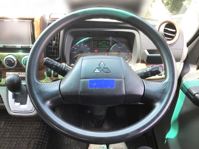 三菱ふそうキャンタークレーン4段小型（2t・3t）[写真31]