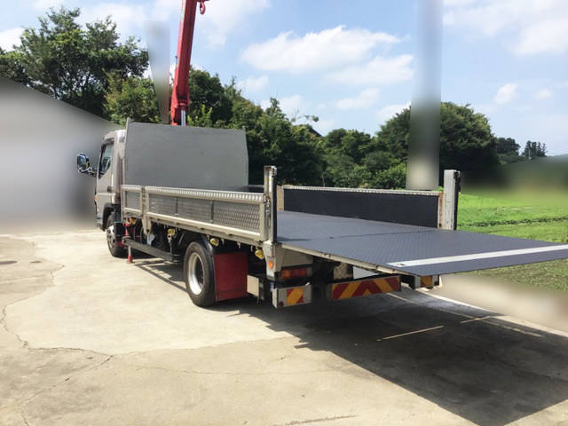 三菱ふそうキャンタークレーン4段小型（2t・3t）[写真06]