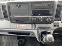 三菱ふそうキャンターパネルバン小型（2t・3t）[写真19]