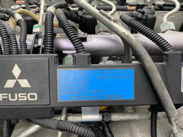 三菱ふそうキャンターパネルバン小型（2t・3t）[写真24]