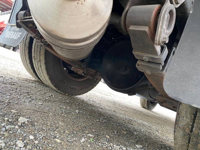 三菱ふそうキャンターパネルバン小型（2t・3t）[写真32]