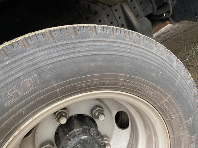 三菱ふそうキャンターパネルバン小型（2t・3t）[写真33]