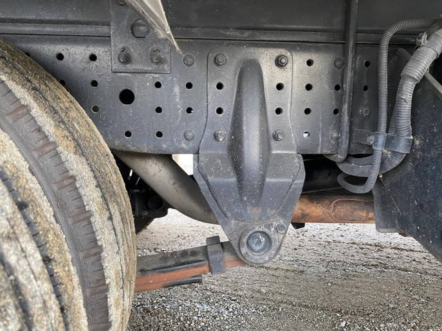 三菱ふそうキャンターパネルバン小型（2t・3t）[写真36]