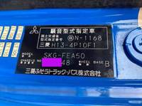 三菱ふそうキャンターパネルバン小型（2t・3t）[写真38]