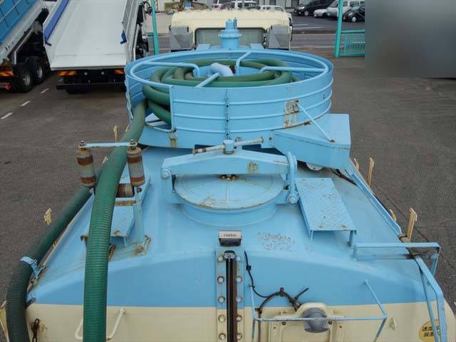 三菱ふそうスーパーグレートバキュームカー大型（10t）[写真21]