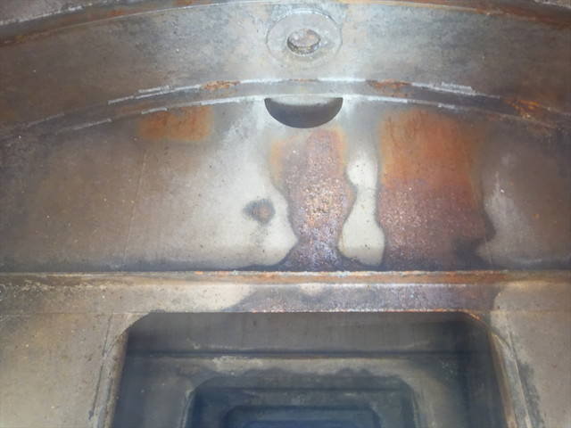 三菱ふそうスーパーグレートバキュームカー大型（10t）[写真25]