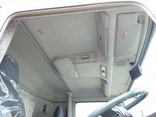 三菱ふそうスーパーグレートバキュームカー大型（10t）[写真29]