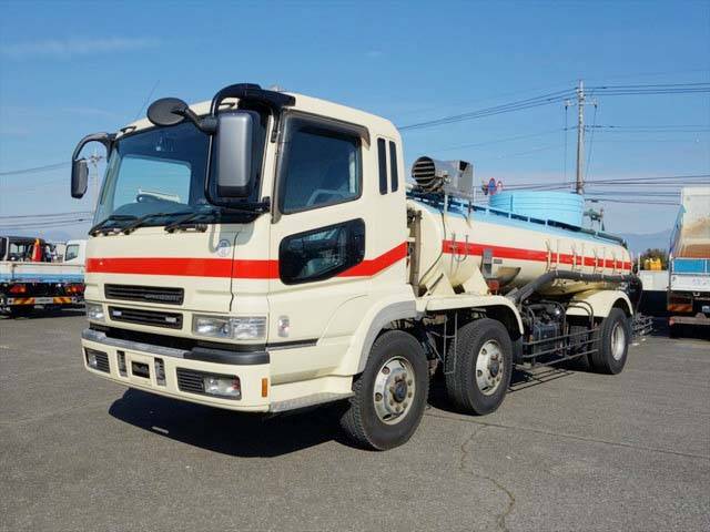 三菱ふそうスーパーグレートバキュームカー大型（10t）[写真03]