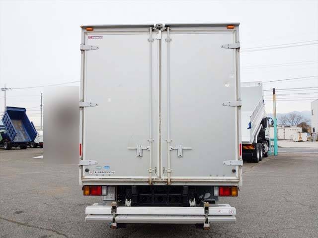 いすゞエルフアルミバン小型（2t・3t）[写真10]