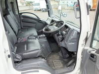 いすゞエルフアルミバン小型（2t・3t）[写真20]