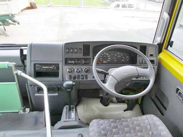 日産シビリアン園児バス[写真09]