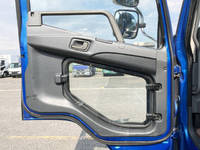 三菱ふそうファイターセーフティクレーン4段増トン（6t・8t）[写真26]