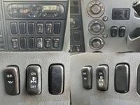 三菱ふそうファイターセーフティクレーン4段増トン（6t・8t）[写真37]