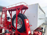 日野レンジャーアームロール中型（4t）[写真10]