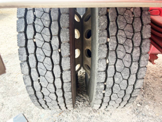 日野レンジャーアームロール中型（4t）[写真16]