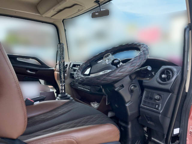 日野レンジャーアームロール中型（4t）[写真24]