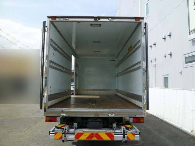 日野デュトロパネルバン小型（2t・3t）[写真10]