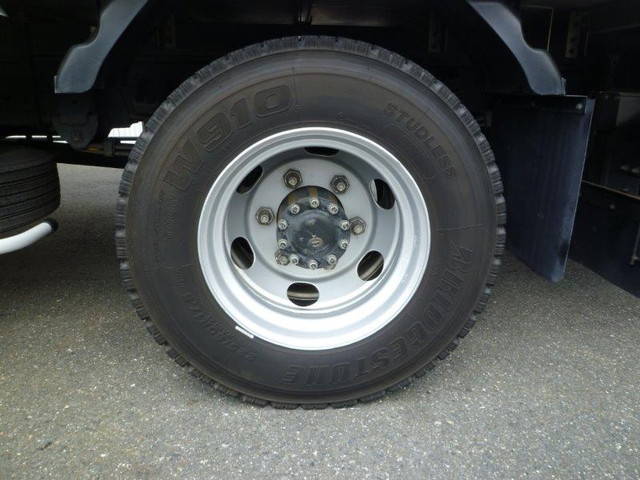 日野デュトロパネルバン小型（2t・3t）[写真20]