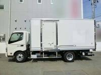 日野デュトロパネルバン小型（2t・3t）[写真08]