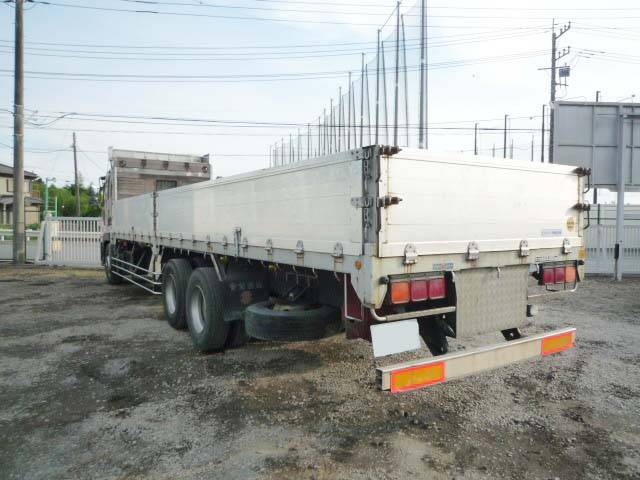 UDトラックスクオンアルミブロック大型（10t）[写真02]