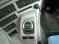 UDトラックスクオンアルミブロック大型（10t）[写真29]