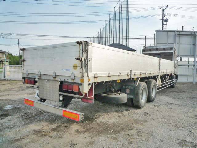 UDトラックスクオンアルミブロック大型（10t）[写真04]