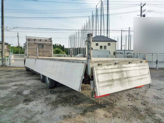 UDトラックスクオンアルミブロック大型（10t）[写真06]