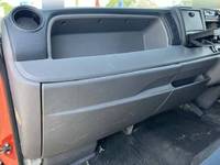 三菱ふそうキャンターアルミバン小型（2t・3t）[写真15]