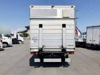 三菱ふそうキャンターアルミバン小型（2t・3t）[写真07]