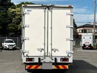 いすゞエルフアルミウイング小型（2t・3t）[写真12]